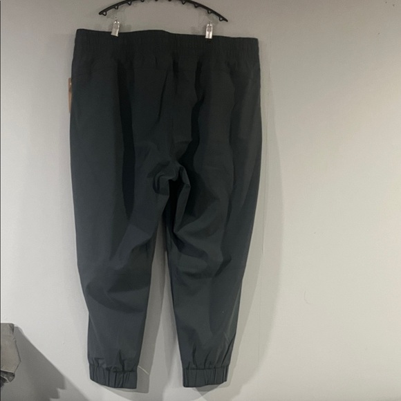 Eddie Bauer Women's Dark Gray Jogger Pants - Picture 6 of 6